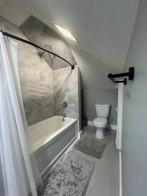Unique Modern Luxury 2 Bedroom Apartment Rental Chapleau Kültér fotó